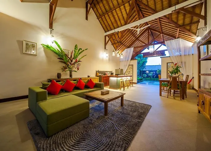 Luxury 3br Infinity Jungle View Aashaya Villa