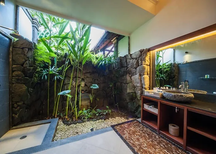Luxury 3br Infinity Jungle View Aashaya