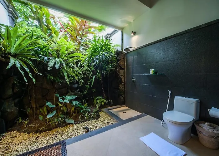 Luxury 3br Infinity Jungle View Aashaya