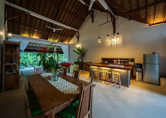 Luxury 3br Infinity Jungle View Aashaya *