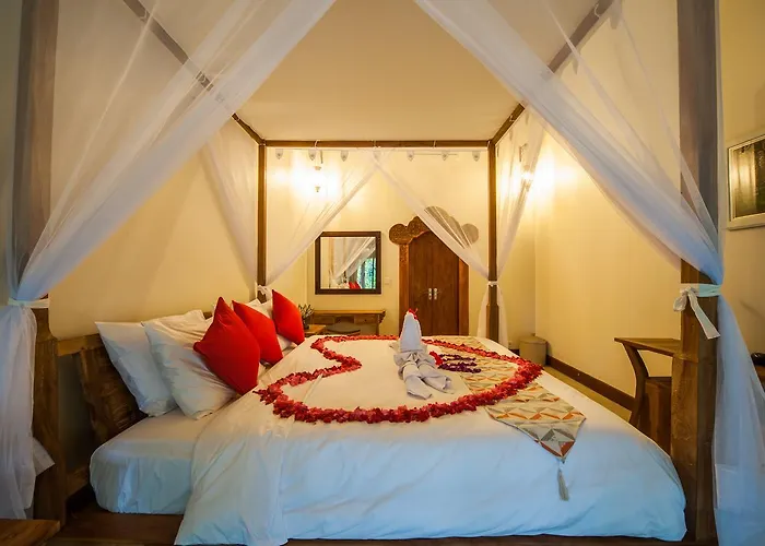 Luxury 3br Infinity Jungle View Aashaya Villa