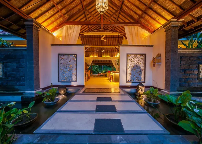 Luxury 3br Infinity Jungle View Aashaya Villa Ubud