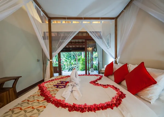 Luxury 3br Infinity Jungle View Aashaya Villa *