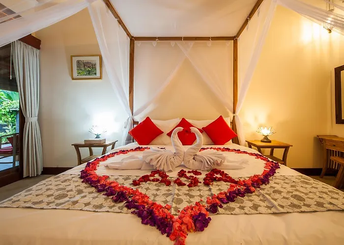 Luxury 3br Infinity Jungle View Aashaya Villa Ubud